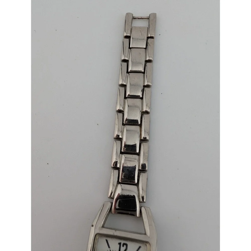 Time & Tru Tank Watch Women 20mm Silver Case 7